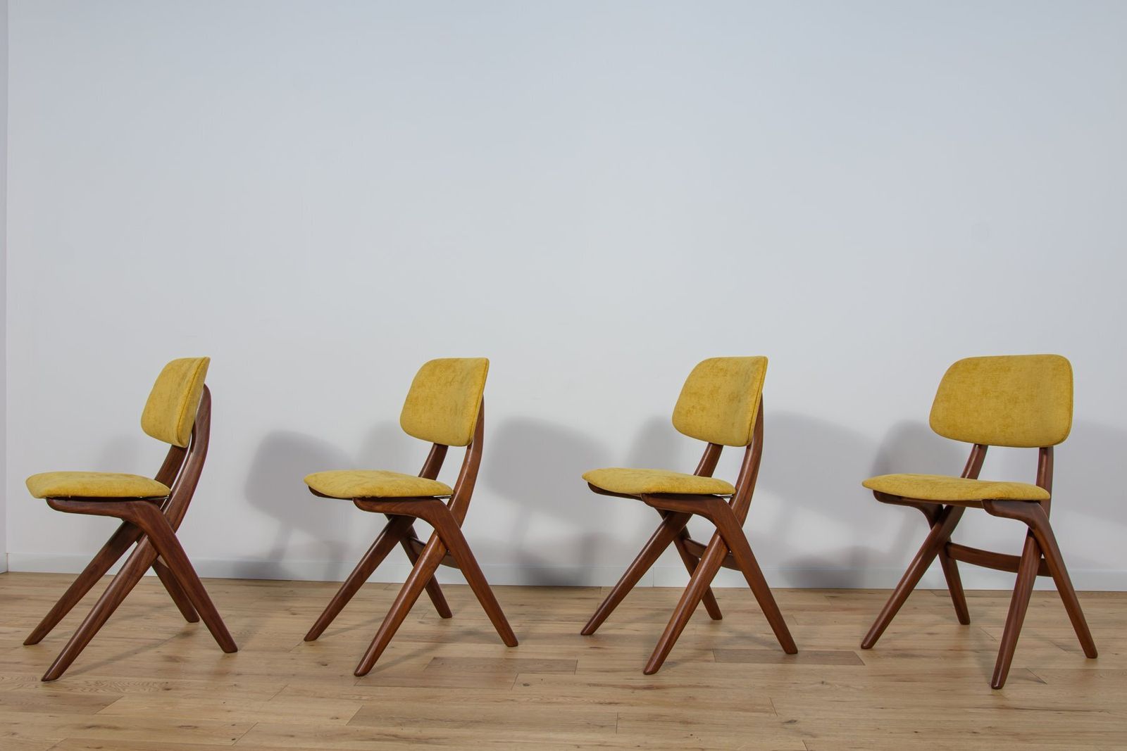 Mid Century Teak Dining Chairs Scissor By Louis Van Teefelen For Wébé, Netherlands, 1950s, Set Of 4 photo vinterior
