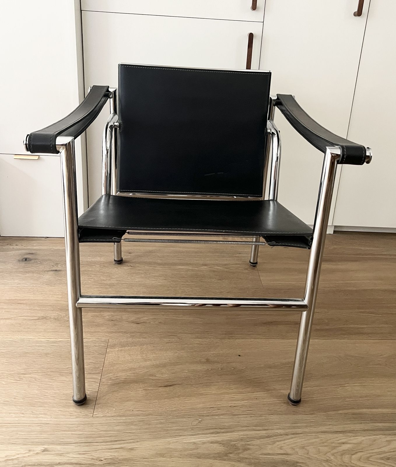 Le Corbusier Vintage 1970s Black Leather Armchair Model  Lc1 For Cassina.