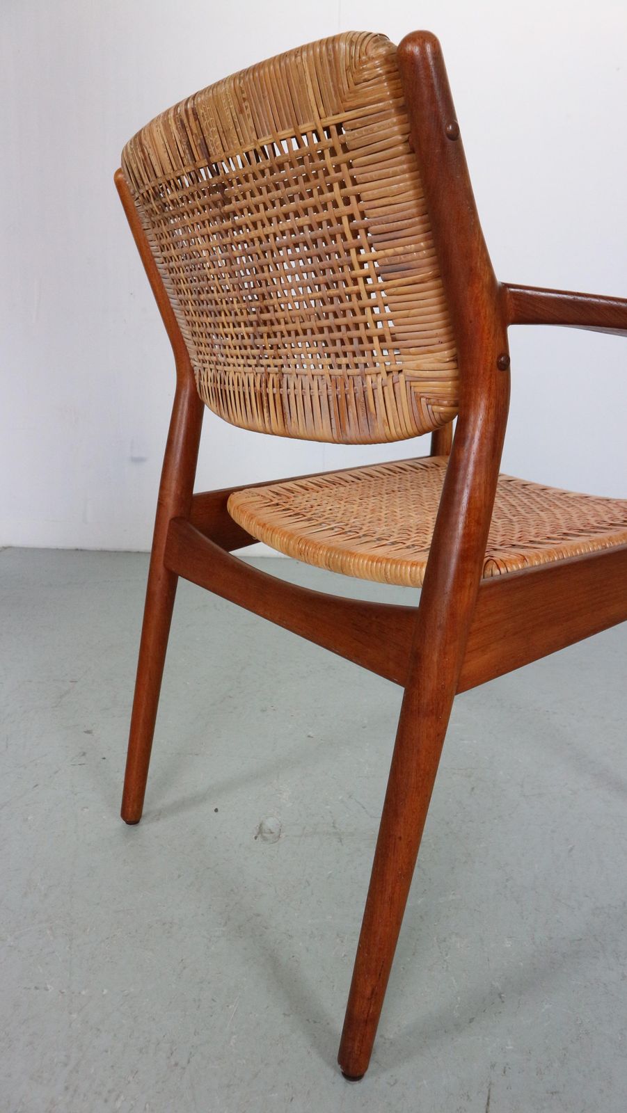photo vintage Arne Vodder Teak/Rattan Chair "Model 51" For Sibast Furniture, 1950 Denmark