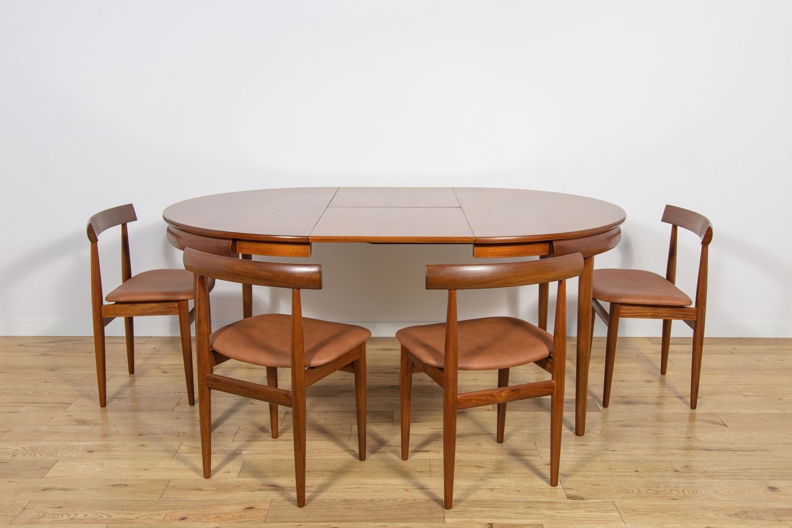 Mid Century Modern Teak Dining Table And Chairs By Hans Olsen For Frem Røjle, Denmark, 1960s, Set Of 5 photo vinterior