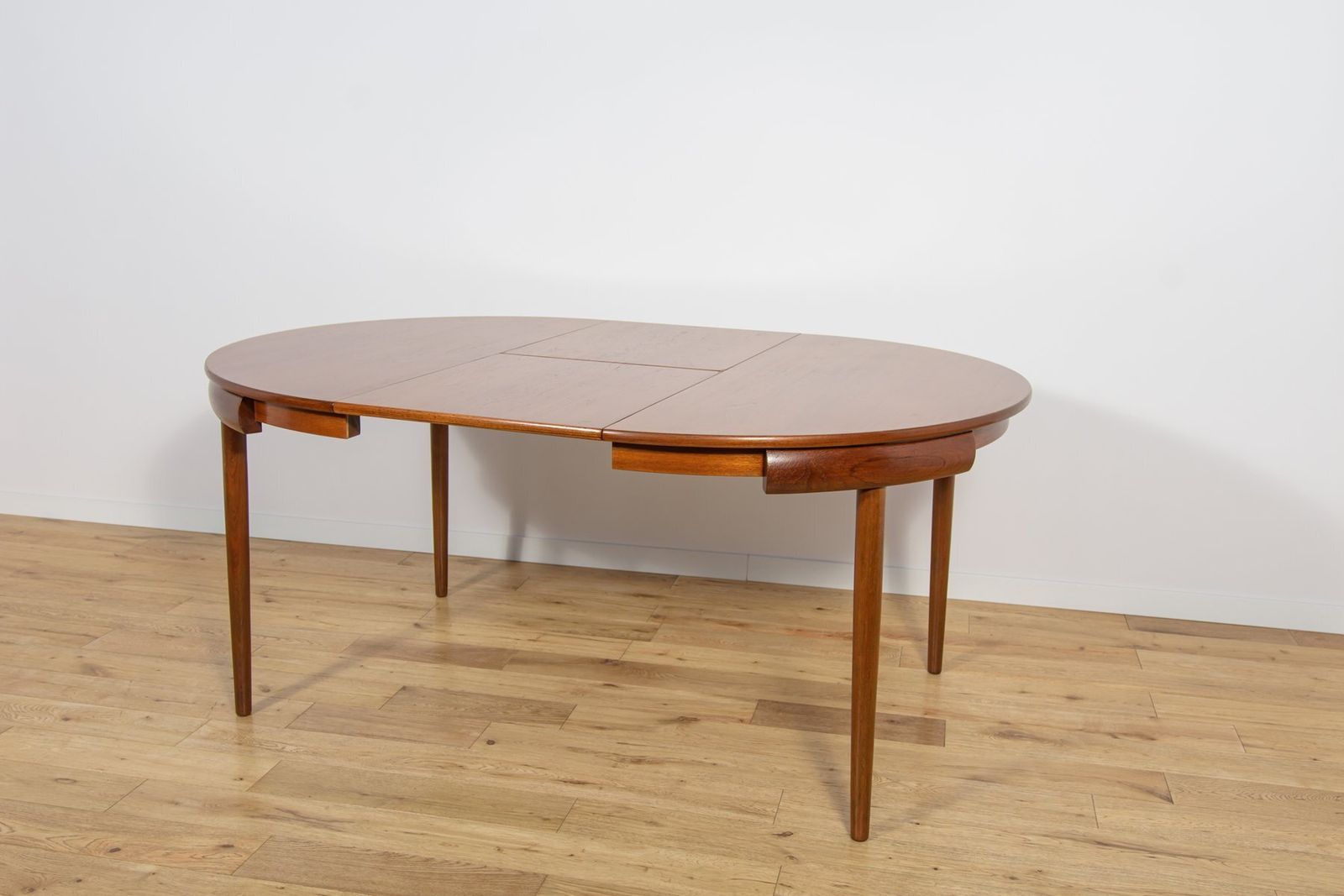 photo vintage Mid Century Modern Teak Dining Table And Chairs By Hans Olsen For Frem Røjle, Denmark, 1960s, Set Of 5