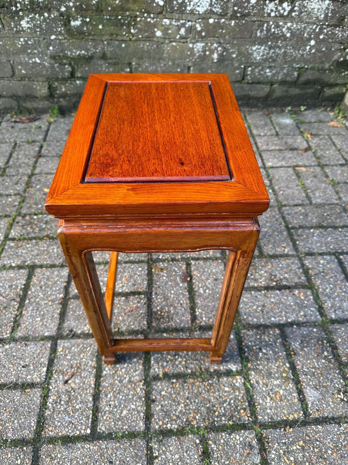 photo vinterior Small Vintage Teak Side Table Oriental Style Nesting Table 1980s 1990s Hardwood Furniture 2