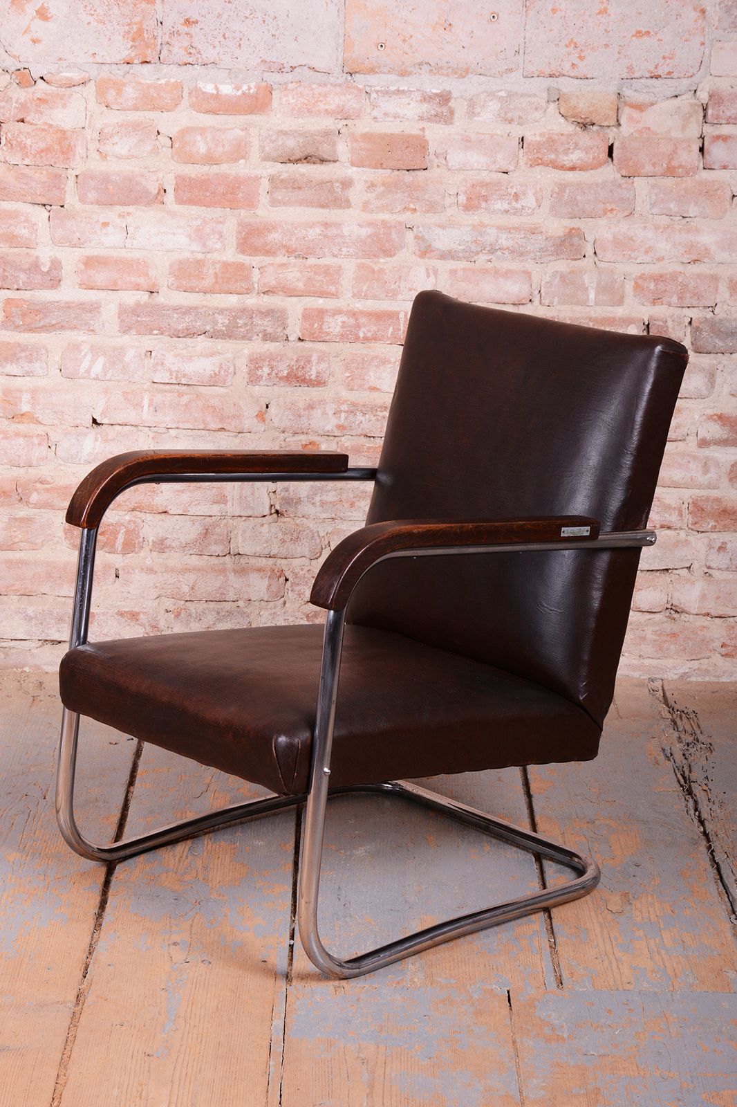 Pair Of Restored Bauhaus Armchairs, By A. Lorenz For Mücke Melder, Czech, 1930s photo furniture