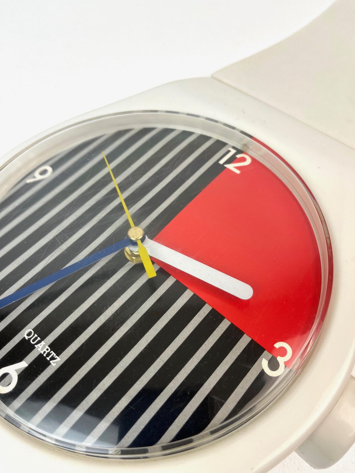 Rare Postmodern 80s White Colorful Dial Xl Memphis Age Wall Clock In Wrist Watch Shape photo buy