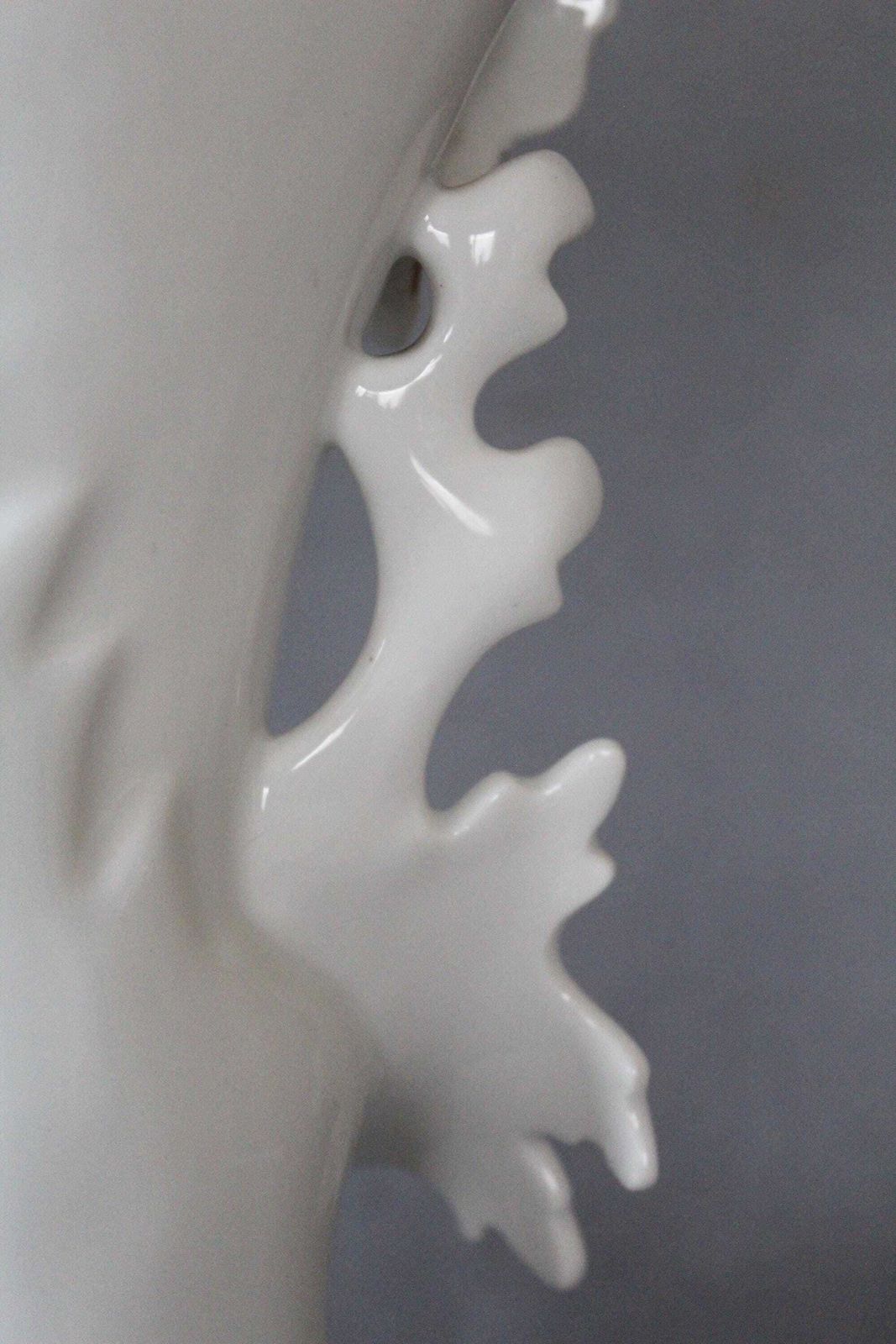 photo vintage Large Antique Vieux Paris Porcelain Vase, Louis Philippe Bridal Vase, Spill Vase, Thistle Shape, Mantel Vase, Wedding Vase, Hand Painted