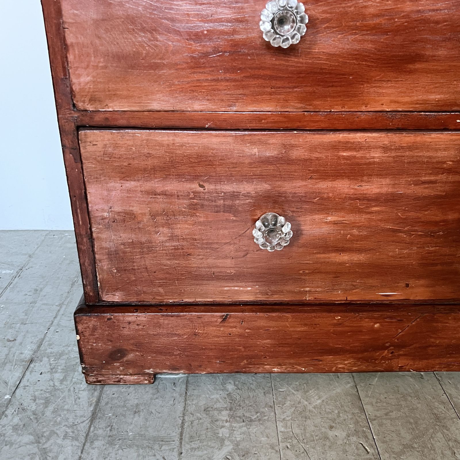 photo furniture Stained Victorian Pine Chest Of Drawers With Glass Handles