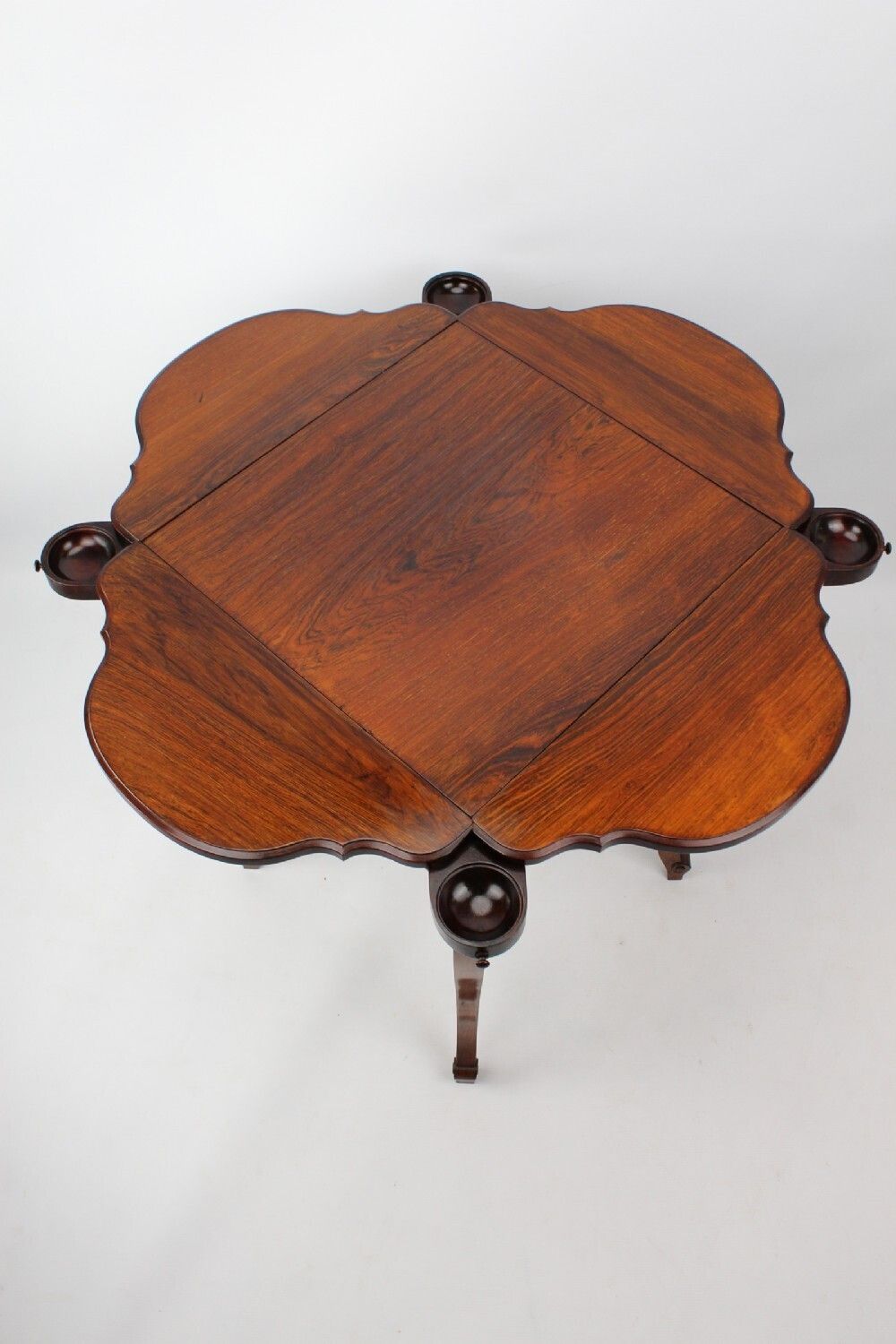 Small Victorian Rosewood Games Table / Lamp Table “Gillow” photo for sale