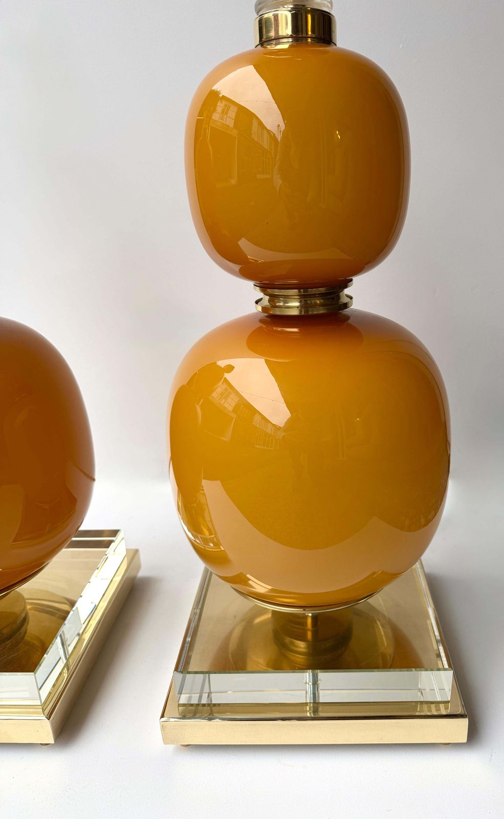 photo vinterior Contemporary Pair Of Brass And Orange Murano Glass Bulbs Lamps, Italy