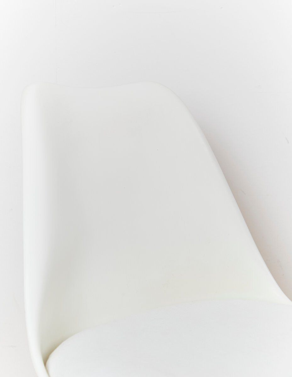 Furniture No. 151 Tulip Chair By Ero Saarinen For Knoll International, 1970s photo