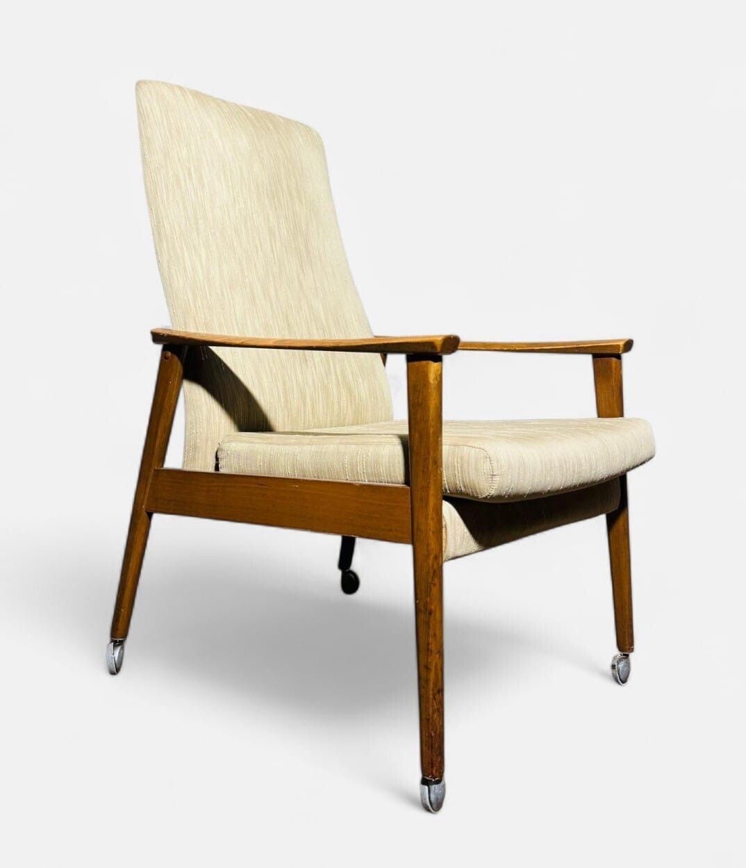 Parker Knoll Walnut Armchair Model  N0 Pk.954/5 Mid Century Retro C1960s