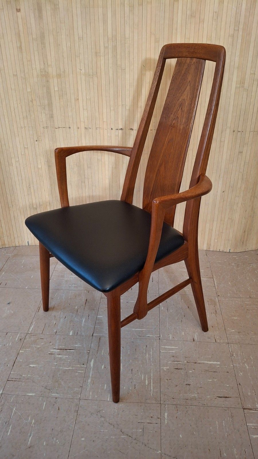 photo vinterior Fab Vintage Set Of 4 Danish Teak Niels Koefoed Eva Dining Carver Chairs Black