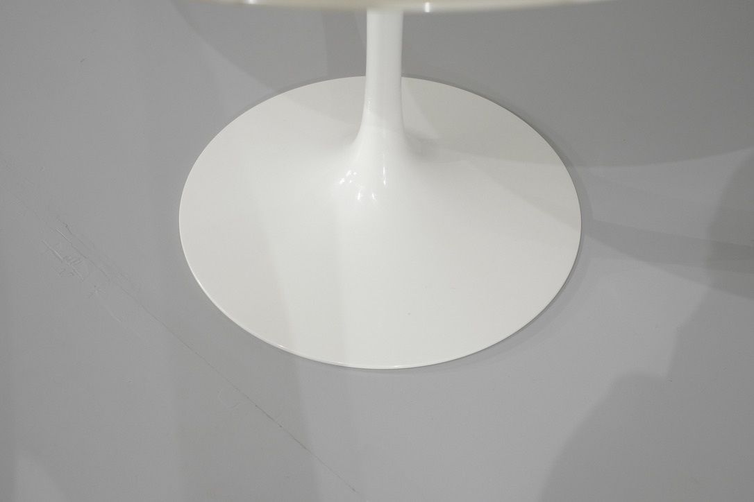 photo for sale Dining Table Tulip Marble By Eero Saarinen For Knoll International.