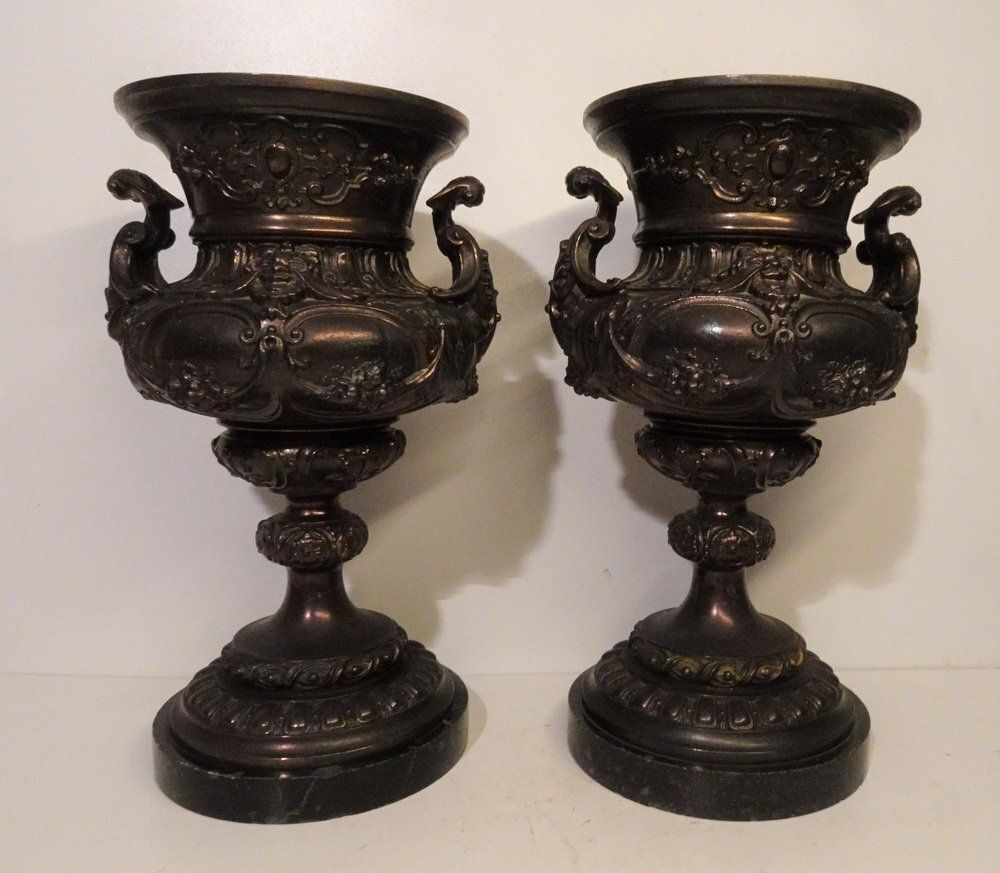 19th Century French Bronze & Cast Iron Medici Vases On Marble Bases, 1980s, Set Of 2