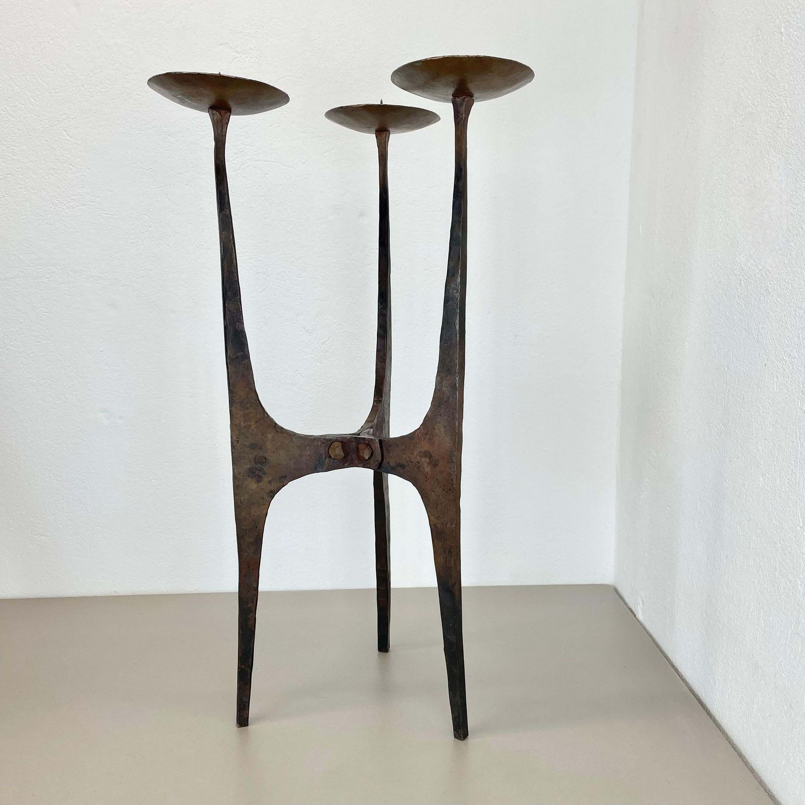 Xl 70cm Modernist Sculptural Brutalist Copper Tripod Candleholder, Austria 1950s photo for sale
