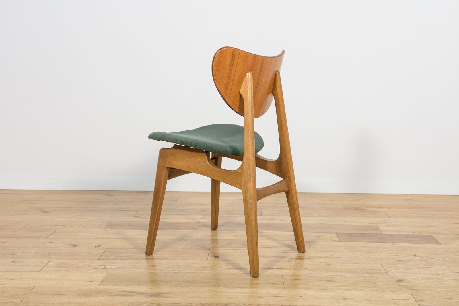 photo for sale Mid Century Librenza Dining Chairs From G Plan, United Kingdom, 1950s, Set Of 4