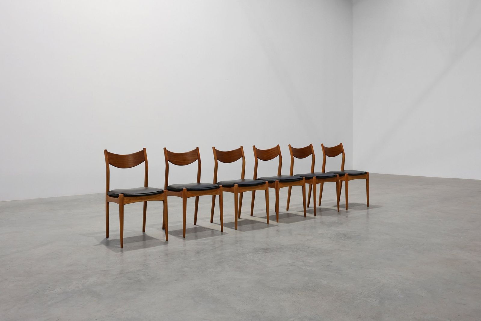 Mid Century Modern Belgian Teak Dining Chairs, 1960s, Set Of 6 photo Furniture