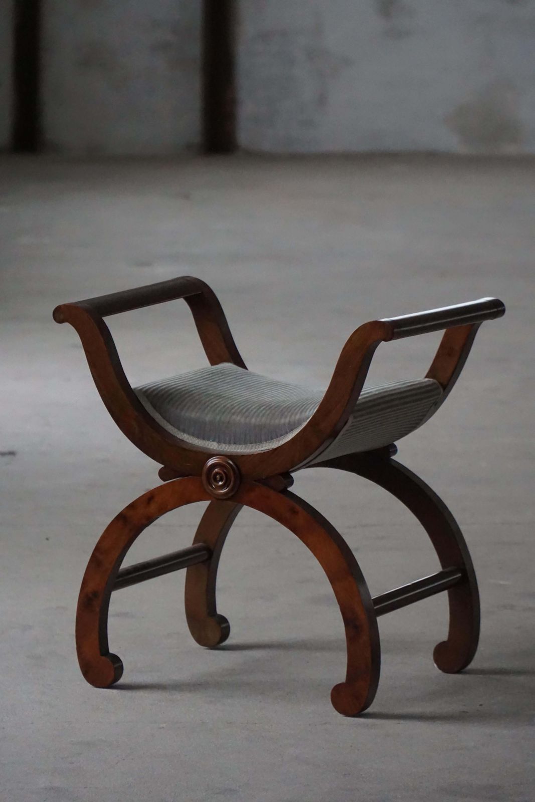 photo furniture Danish Empire Style Piano Chair / Stool With Velvet Seat, Early 1900s