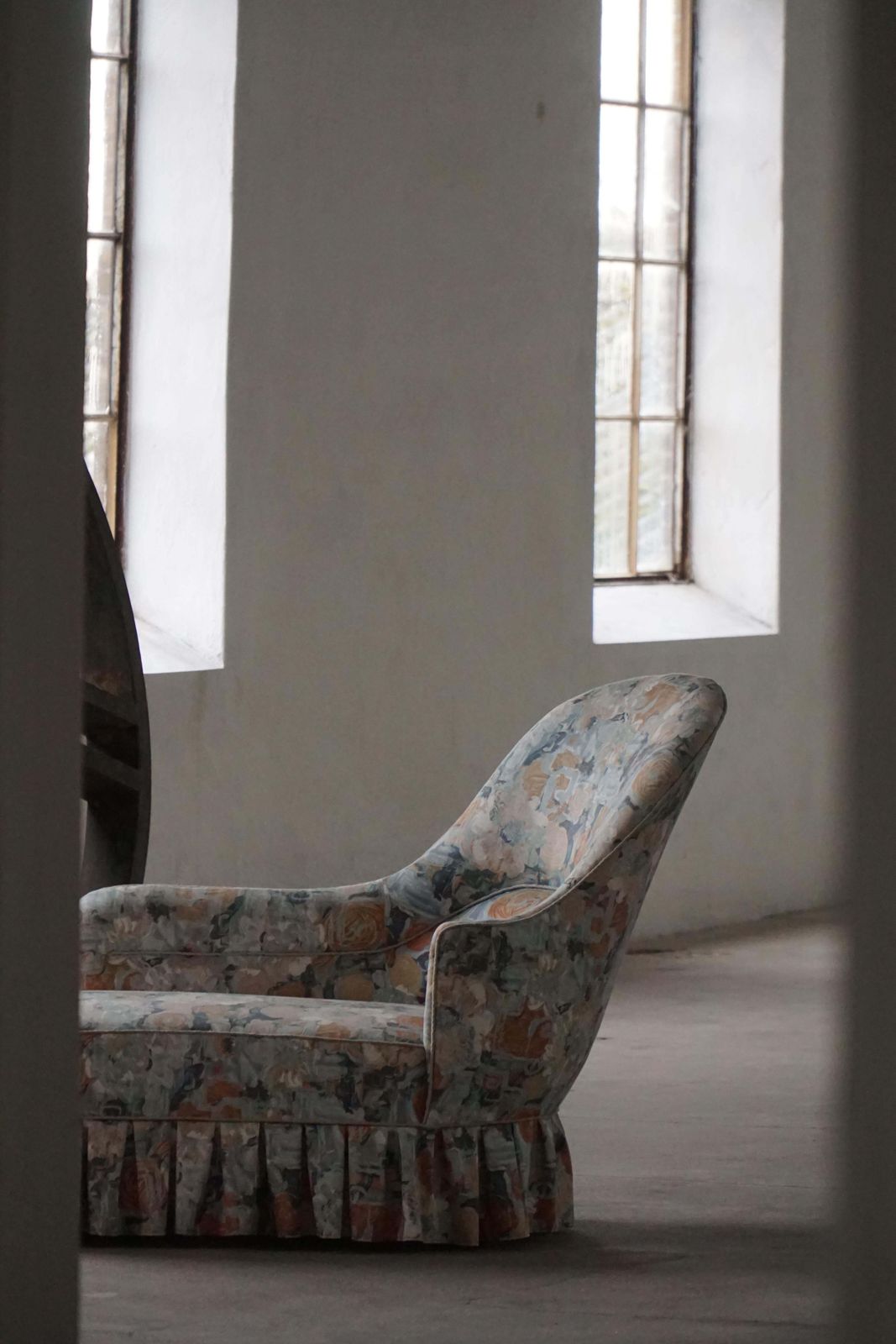 2496.0 Vintage Chaise Lounge/Canape With Floral Upholstery, Danish Modern, 1950s photo