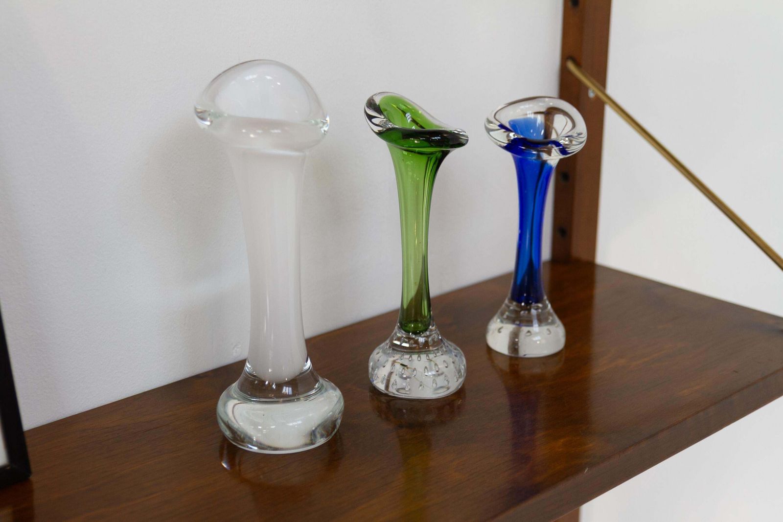 Swedish "Bone" Glass Vases By Bo Borgström For Aseda. 1960s. Set Of 3. photo vinterior