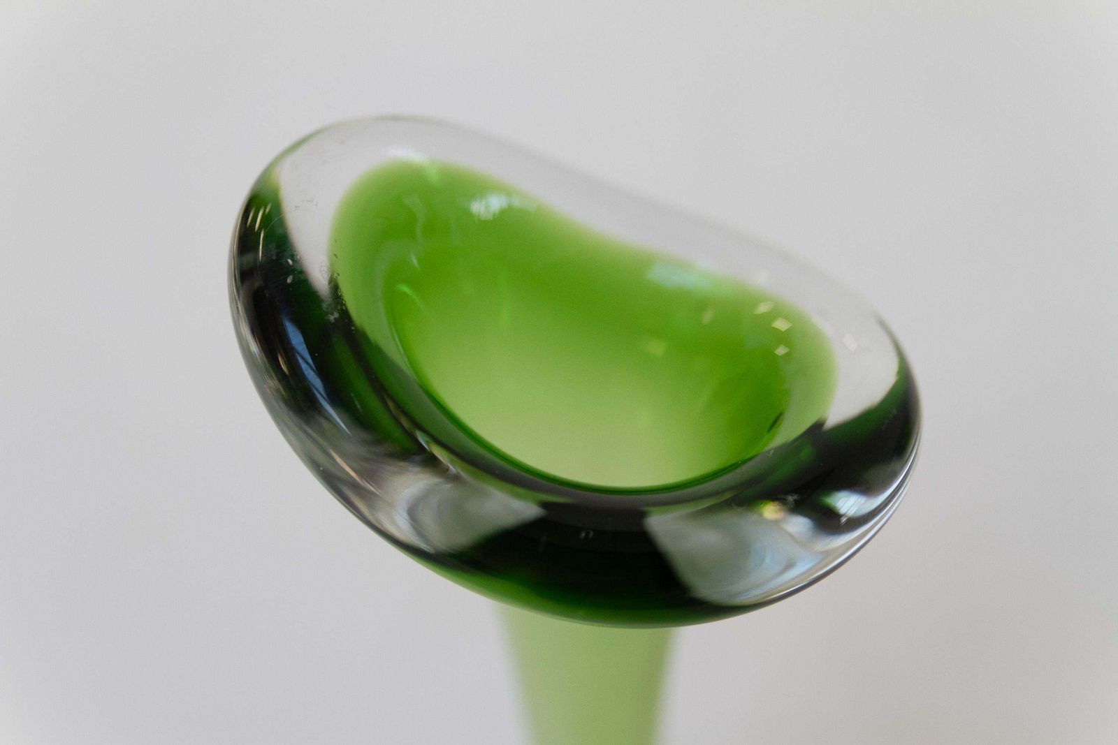 photo vintage Swedish "Bone" Glass Vases By Bo Borgström For Aseda. 1960s. Set Of 3.