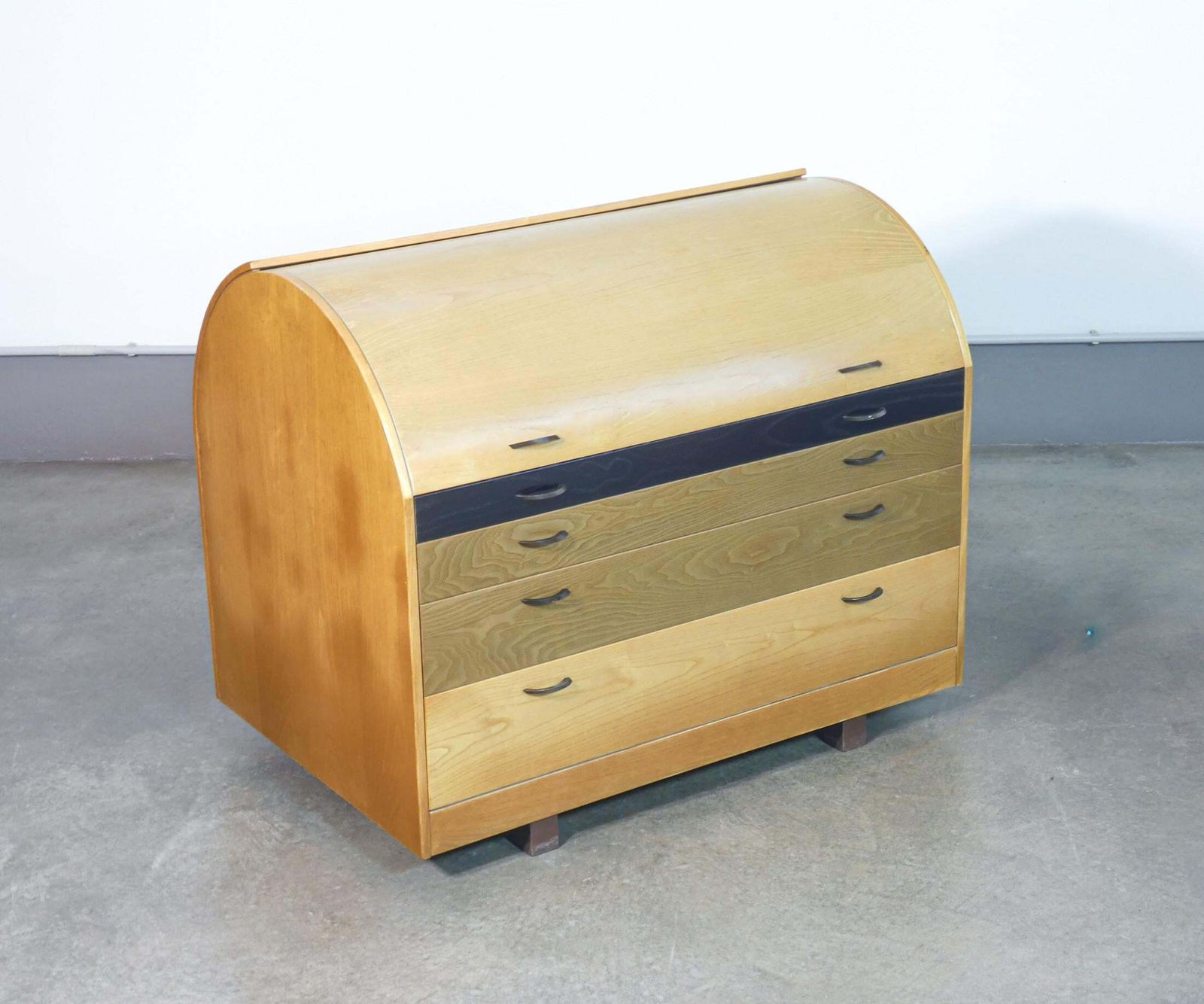 photo for sale "Bauletto" Secretaire Desk, Design Giovanni Offredi For Saporiti. 1977
