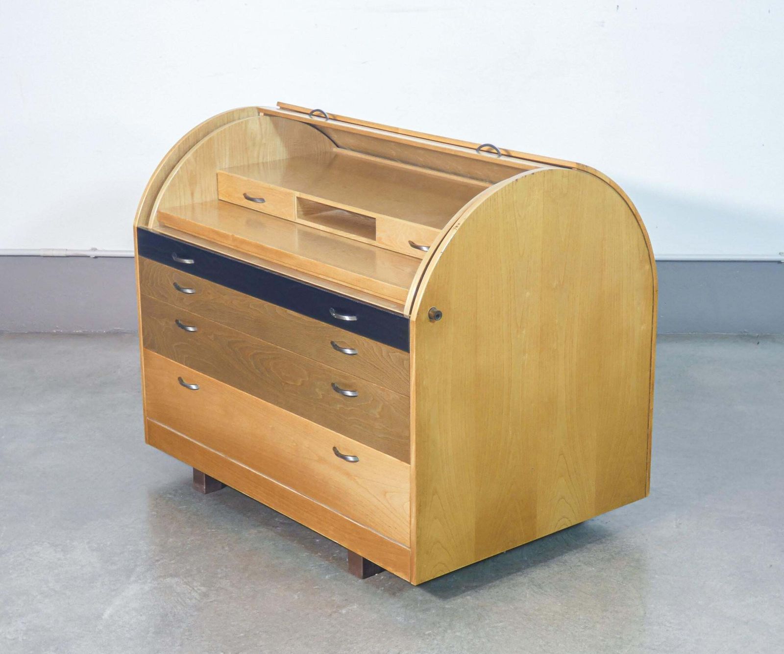 photo buy "Bauletto" Secretaire Desk, Design Giovanni Offredi For Saporiti. 1977