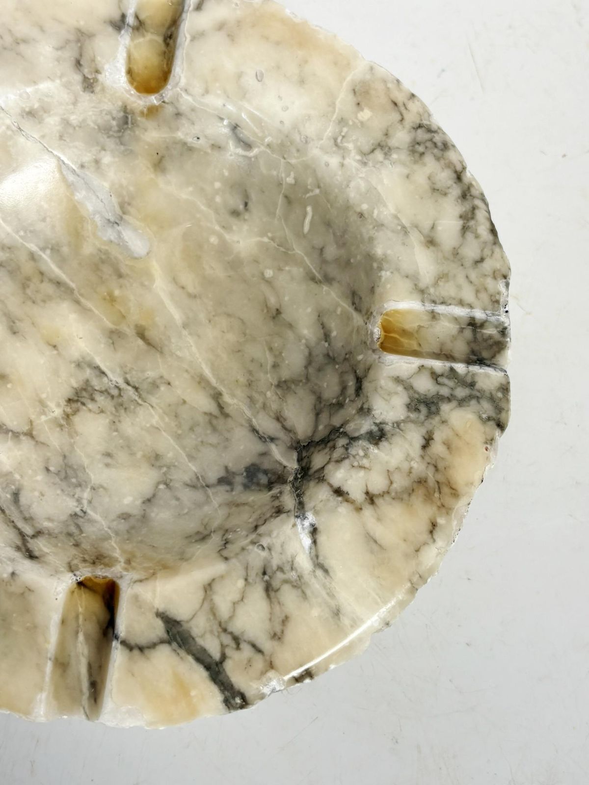 White Marble Ashtray, France, 1970 photo vinterior