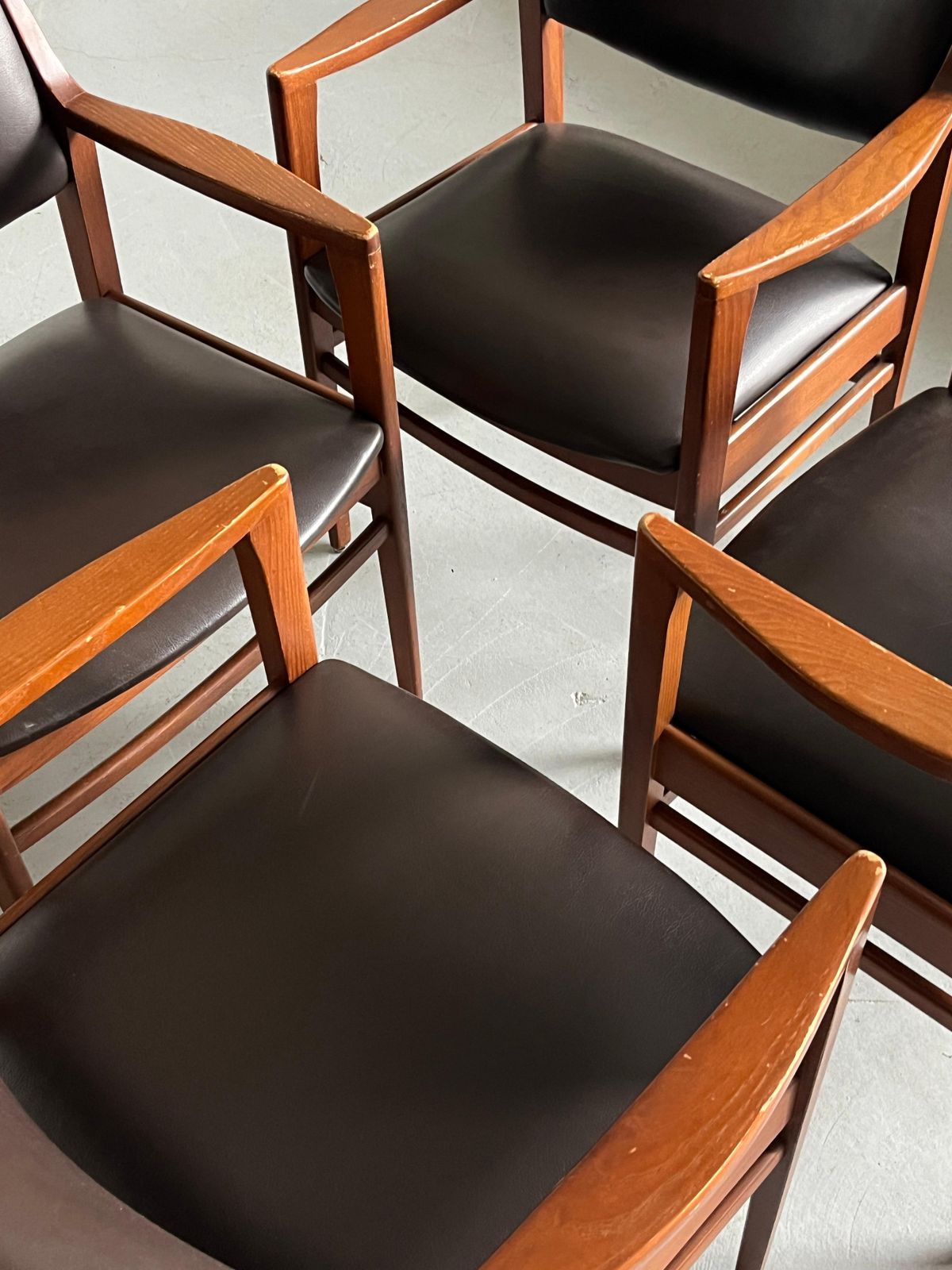 photo furniture Set Of 4 Vintage Mid Century Armchairs In Beechwood And Dark Brown Faux Leather