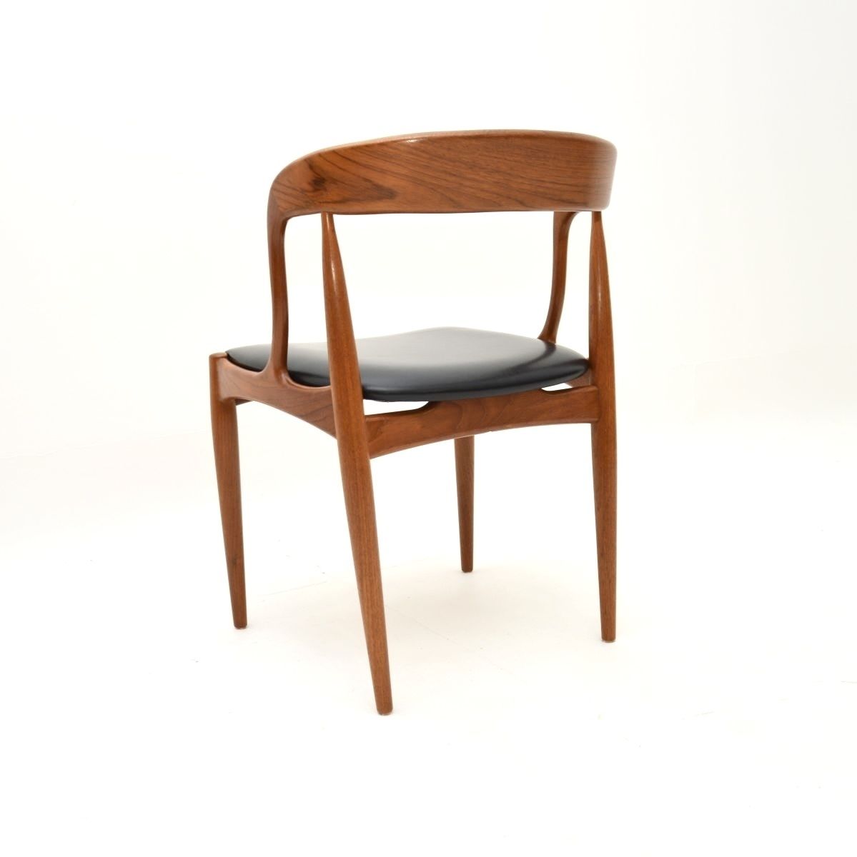 Set Of Eight Danish Vintage Teak Dining Chairs By Johannes Andersen photo vinterior