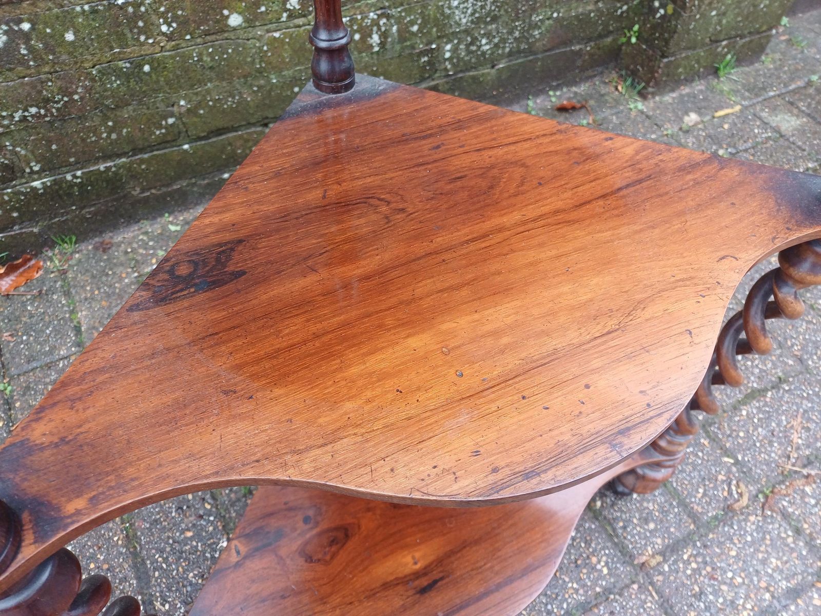 Stunning High Quality Antique Victorian Rosewood Corner Wot Not Shelf Stand Twisted Barley Twist Columns, Fretwork Back photo for sale