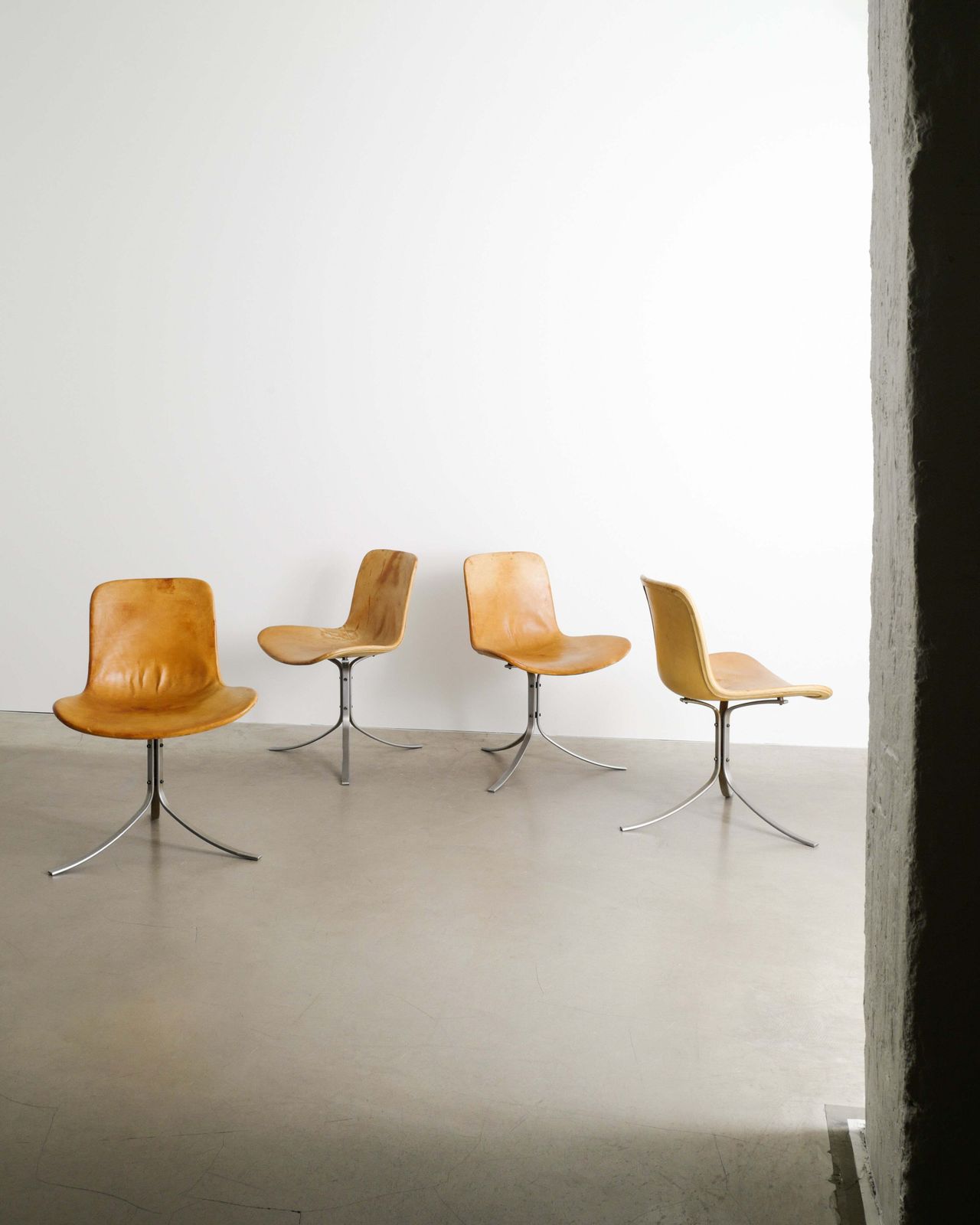 Set Of Four Poul Kjaerholm Pk9 Dining Chairs In Brown Leather By Fritz Hansen Denmark, 1995 photo vinterior