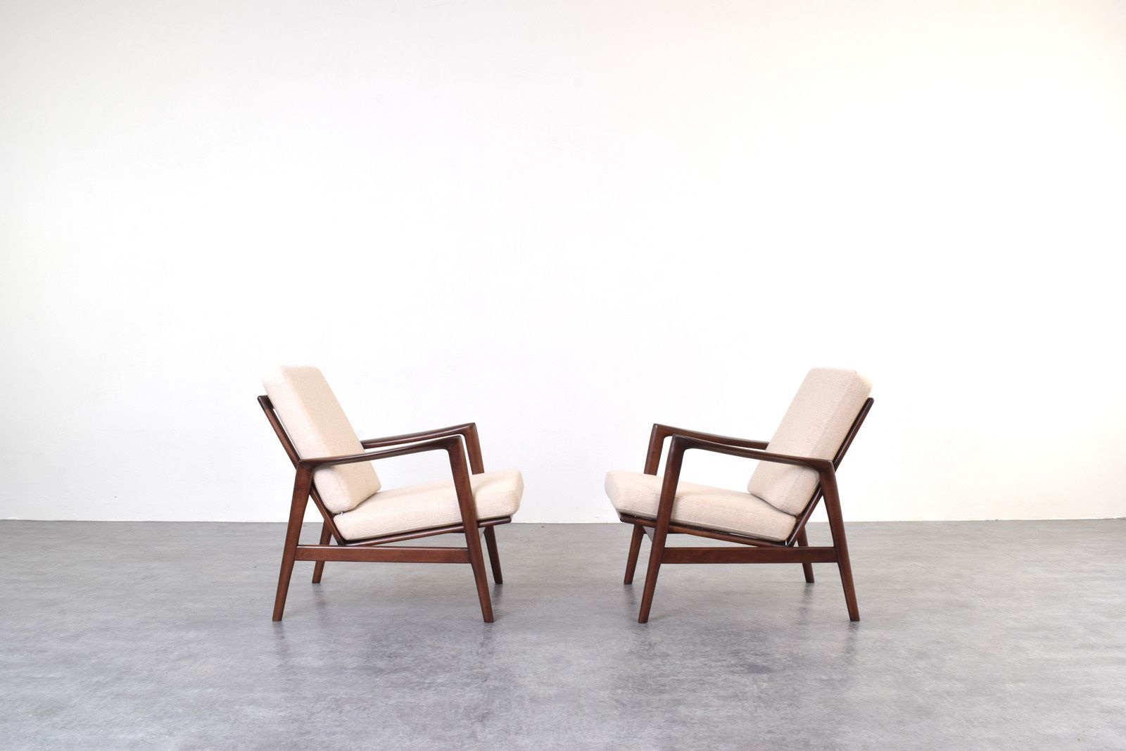 Mid Century Stefan Lounge Chairs, 1960s, Set Of 2 photo furniture