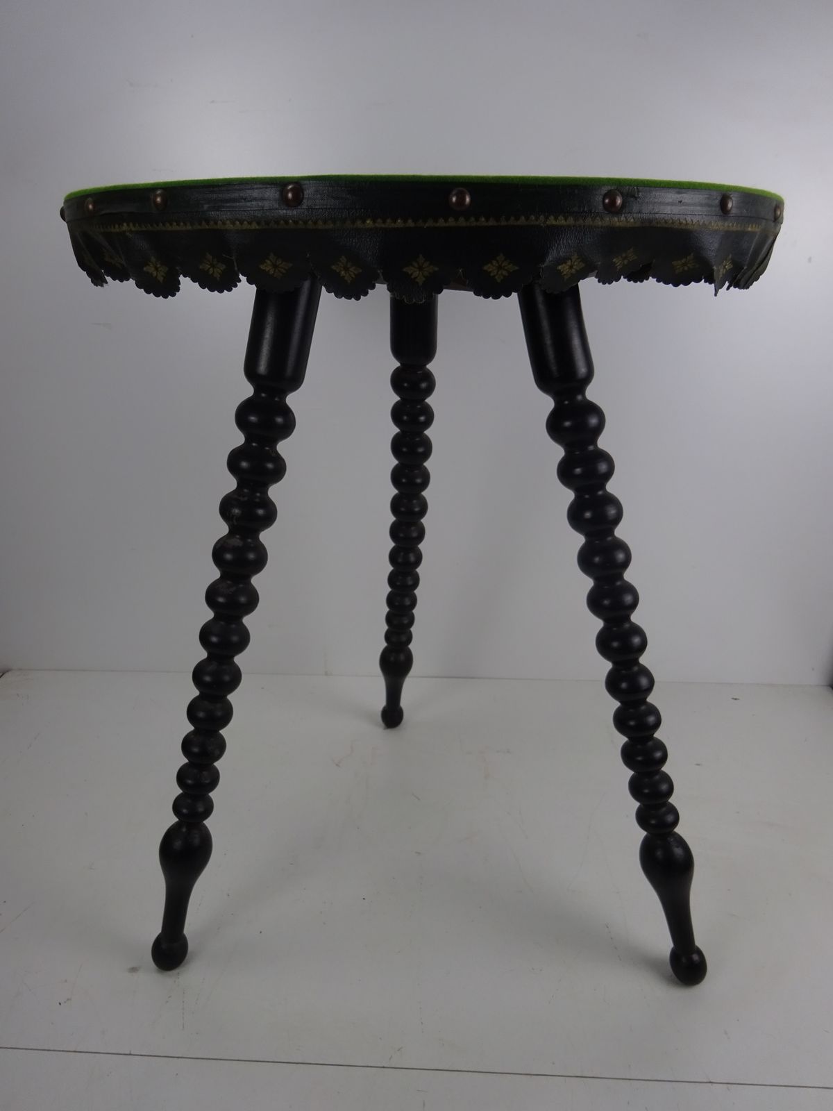 Victorian Ebonised Baize Top Bobbin Gypsy Table photo furniture