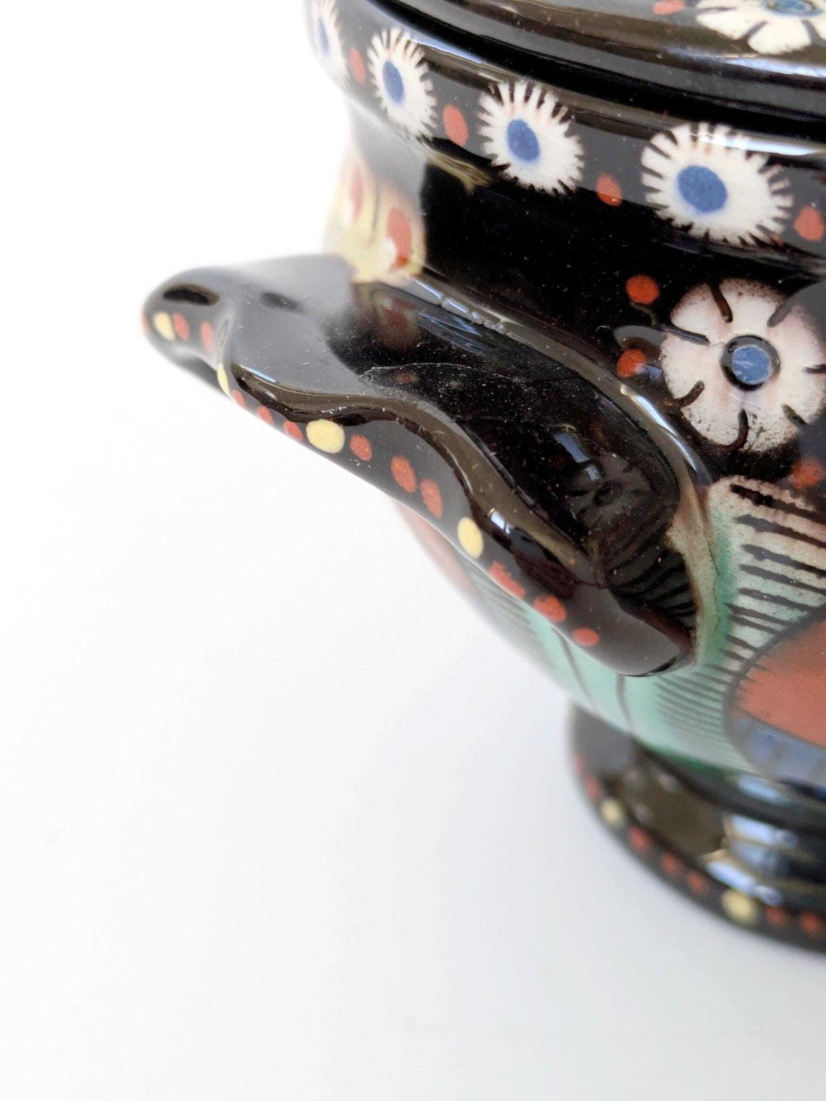 Early 20th Century Arts & Crafts Majolica Pedestal Lidded Box, Thoune Switzerland, Satisfactory photo vintage