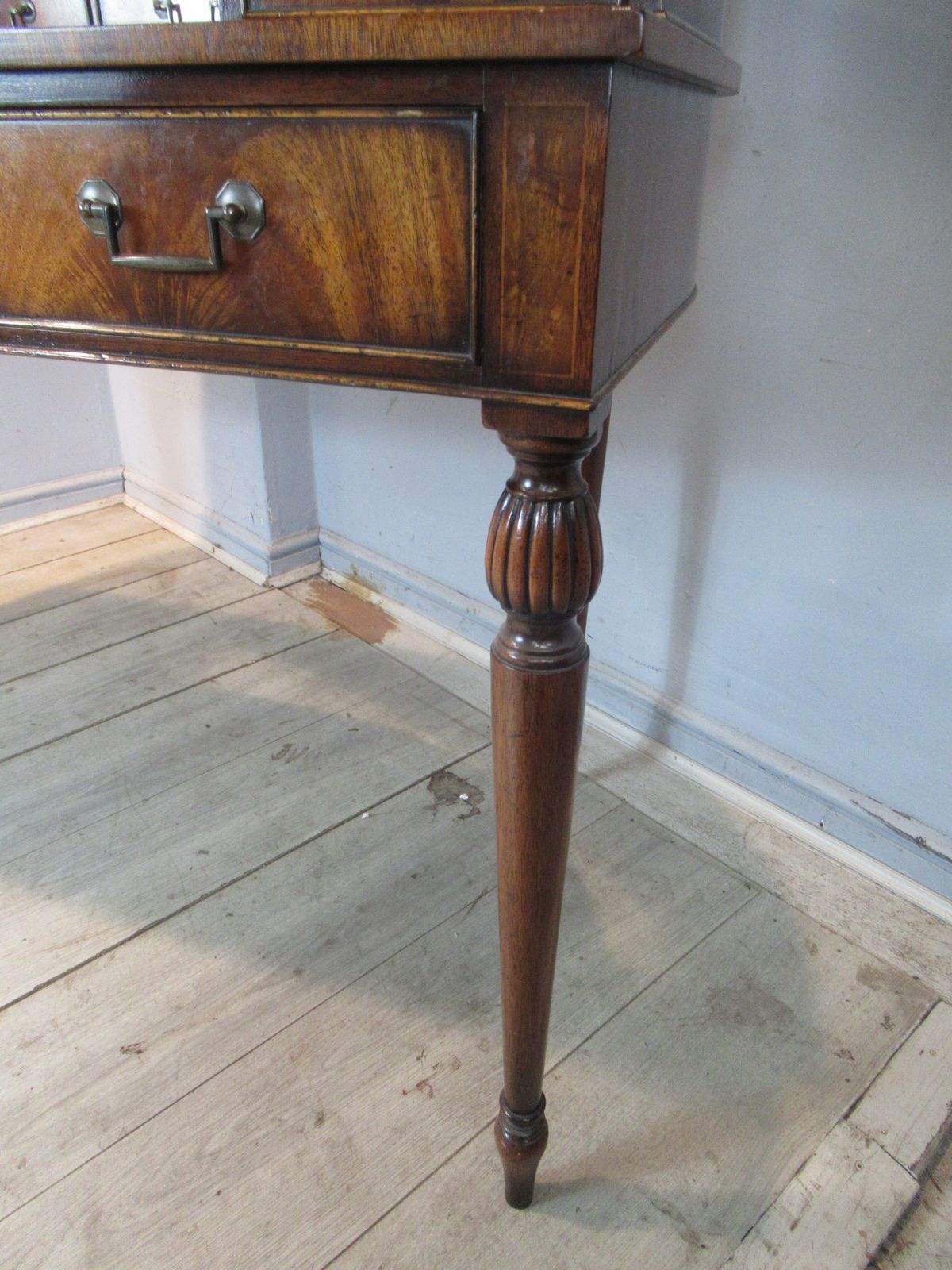 A Mahogany Carlton House Desk, 1980s photo buy