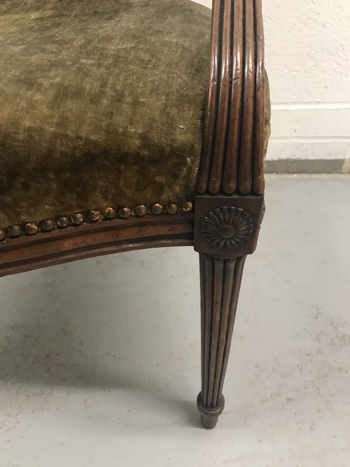 Early 19th Century English Salon Chair . photo Furniture