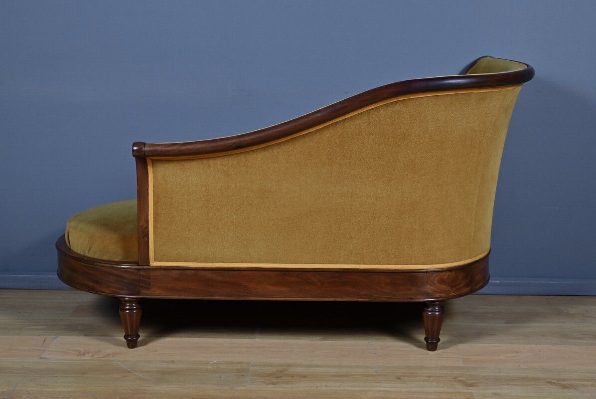 photo vintage Mahogany Chaise Longue, Restoration Period – Early 19th Century
