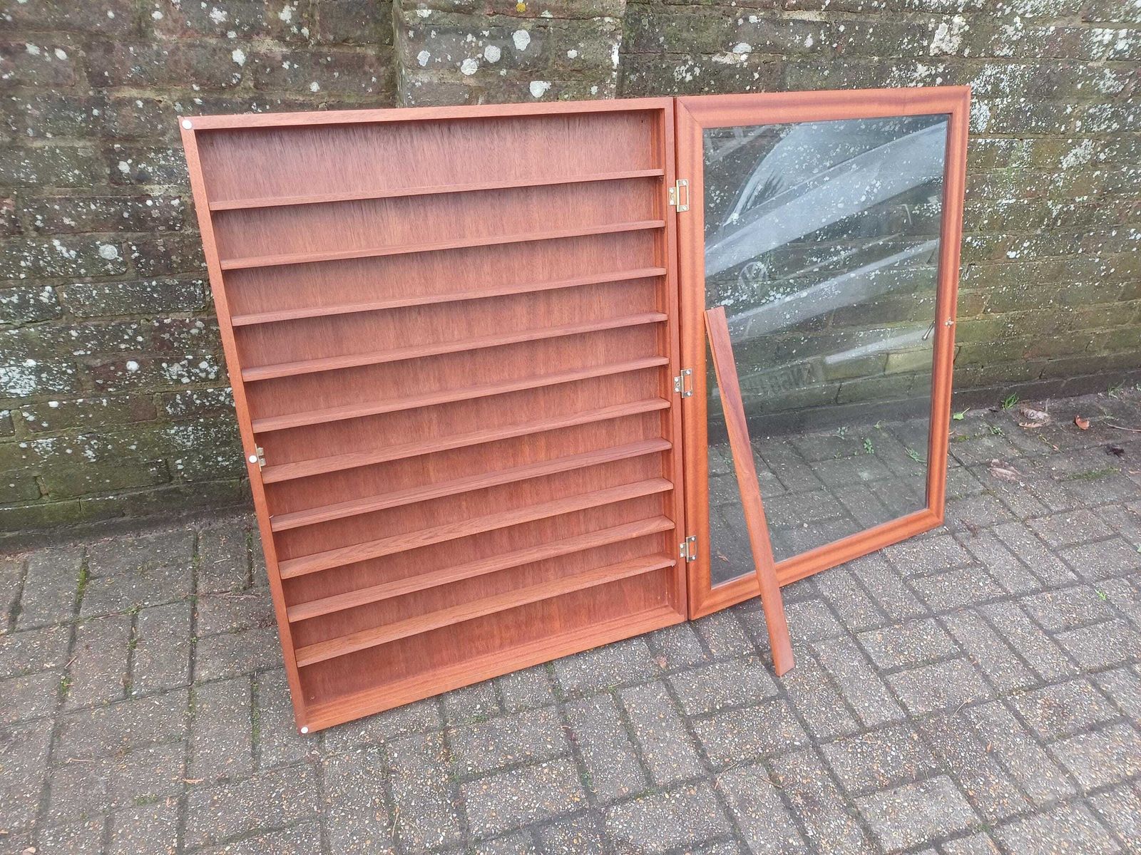 photo vinterior Vintage 1980s Solid Mahogany Glazed Display Collectors Collector Cabinet With 11 Shelves Wall Toughened Glass Door Free Hand Delivery