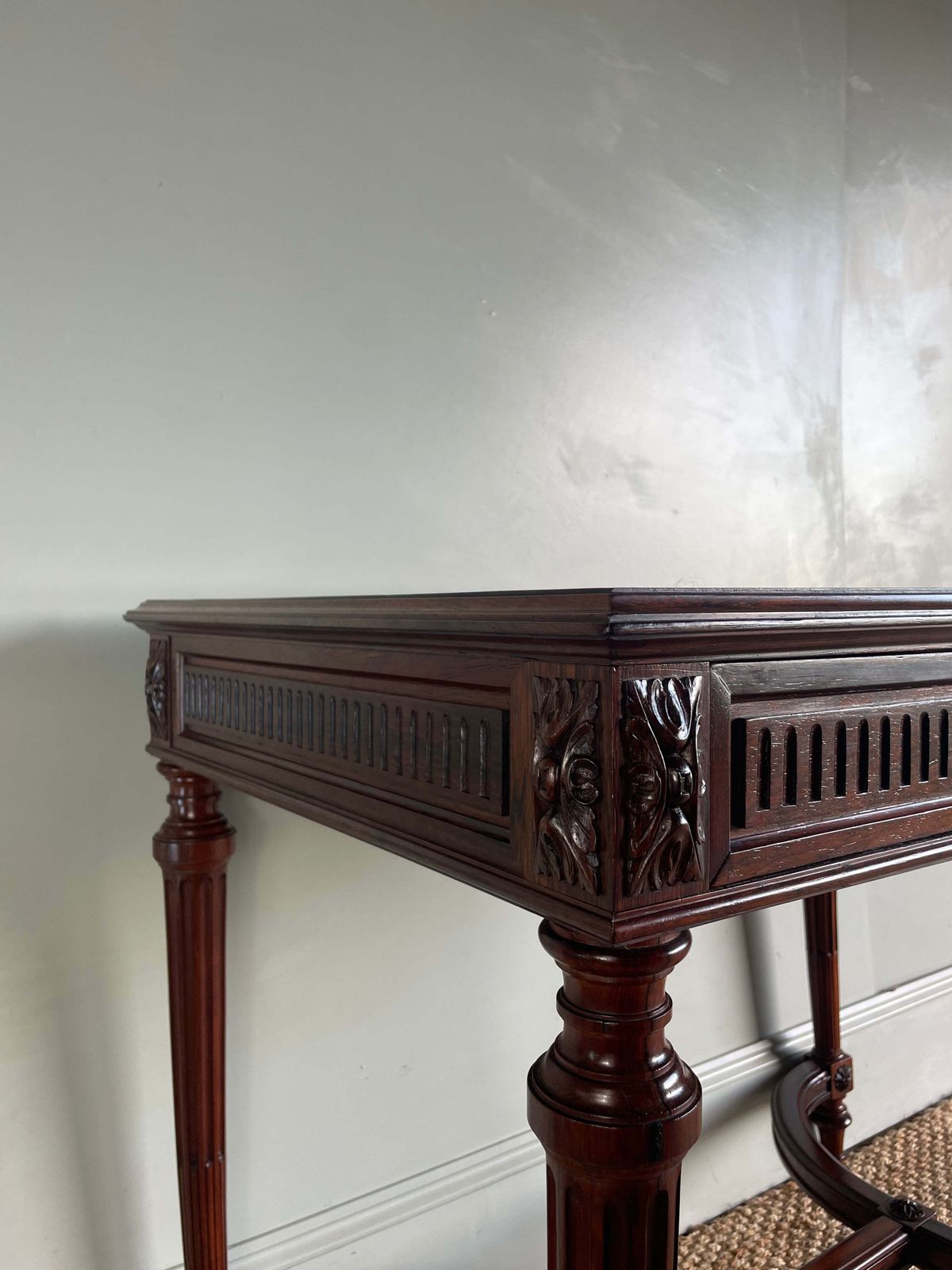 photo furniture Antique French Writing Desk, 1800s