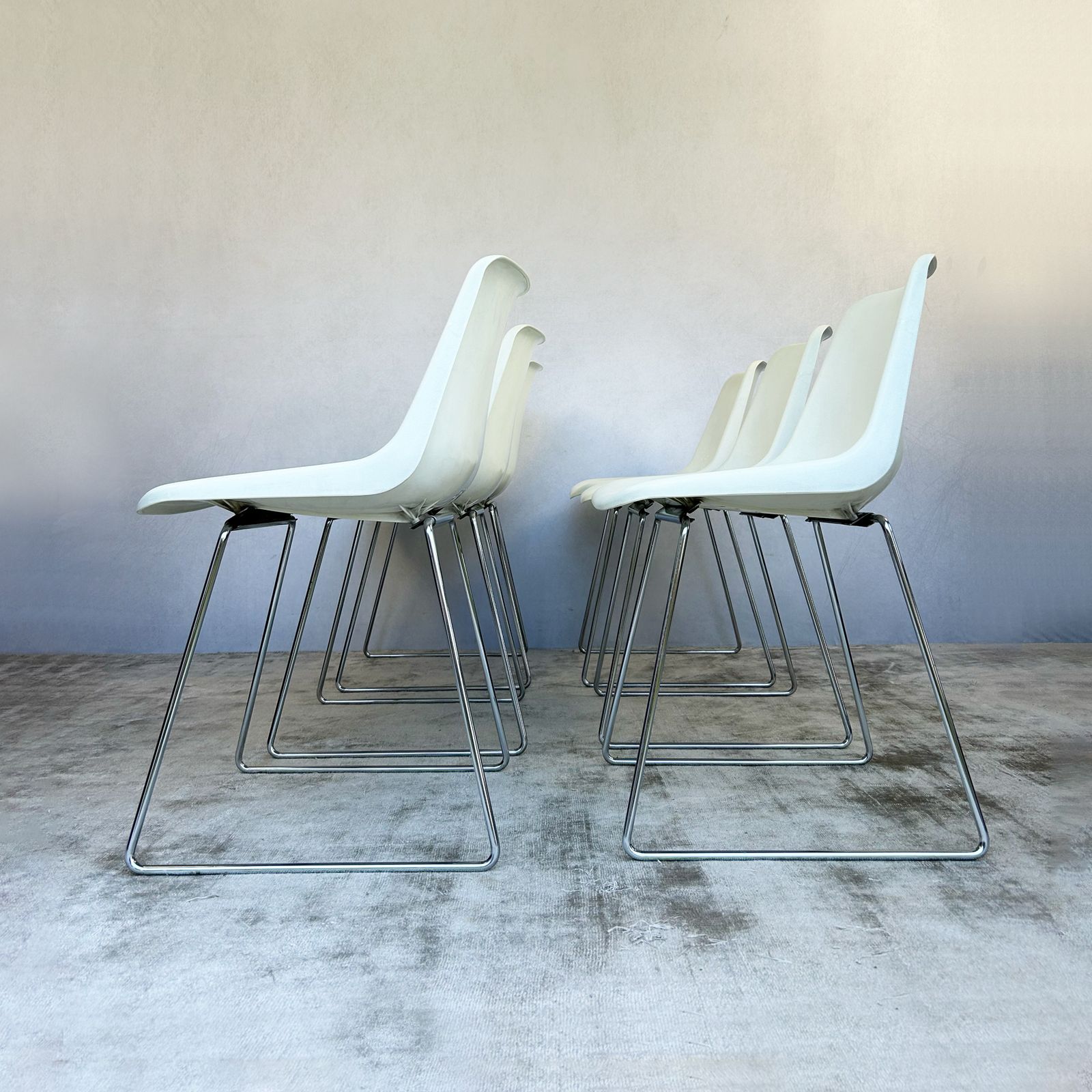 Robin Day Polypropylene Chairs With Chrome Sled Bases For Hille (Set Of Six) photo vintage