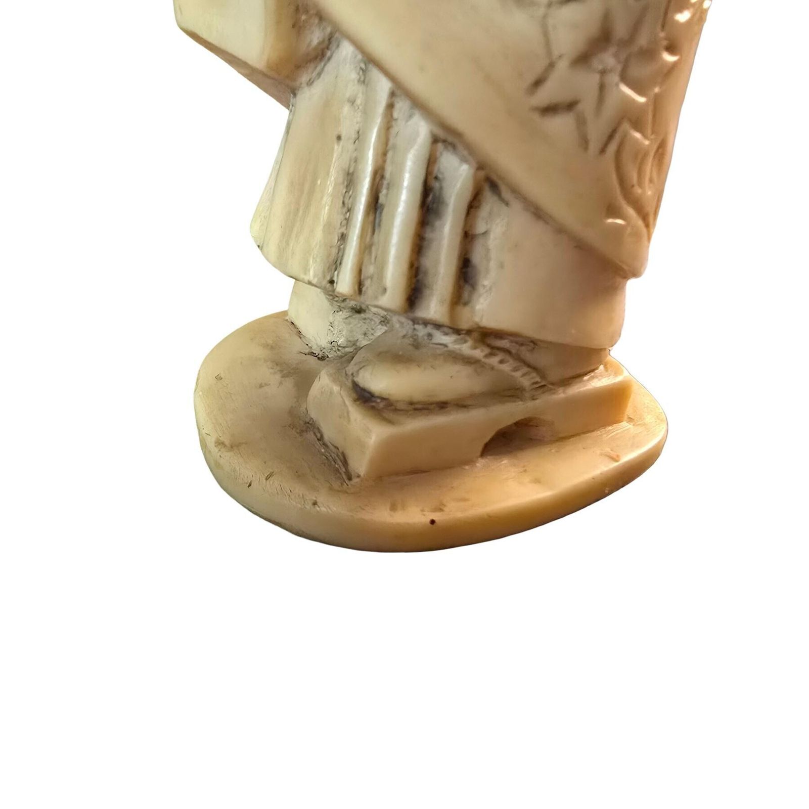 Vintage Asian Geisha Figurine, Resin Marble Dust, Carved Wood Stand photo Home Decor