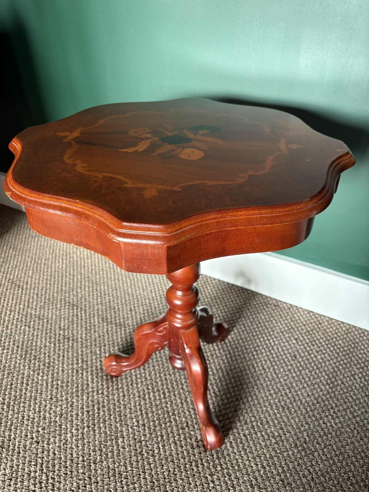 photo furniture Antique Marquetry Tripod Side Table With Floral Inlay