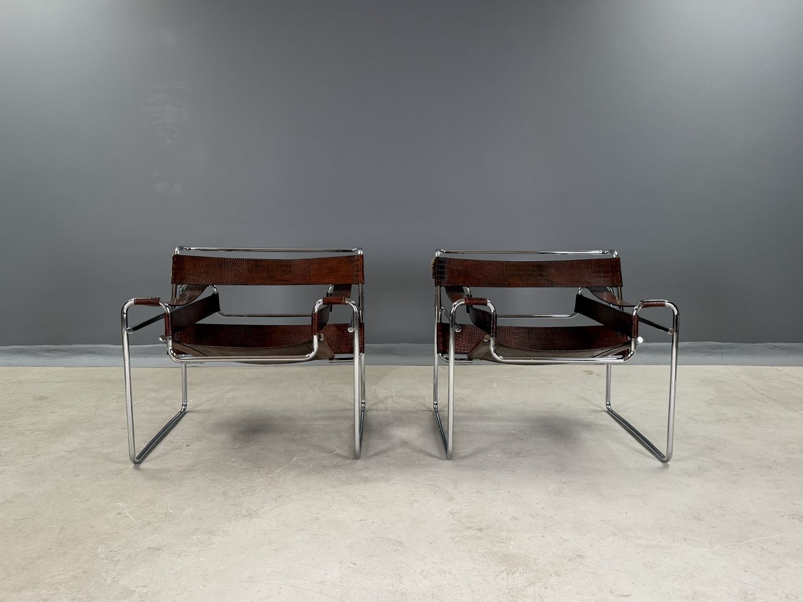 Crocodile Leather Wassily B3 Two 2 Lounge Chair. By Marcel Breuer. Brown Tan Mahogany Leather And Chrome Bauhaus Lounge Club Accent Chair Pair photo Furniture