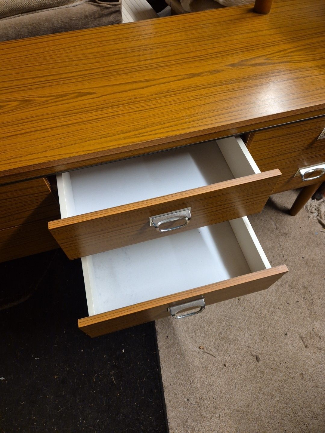 photo furniture Vintage / Retro / Mid Century Schreiber Style 6 Drawer Dressing Table