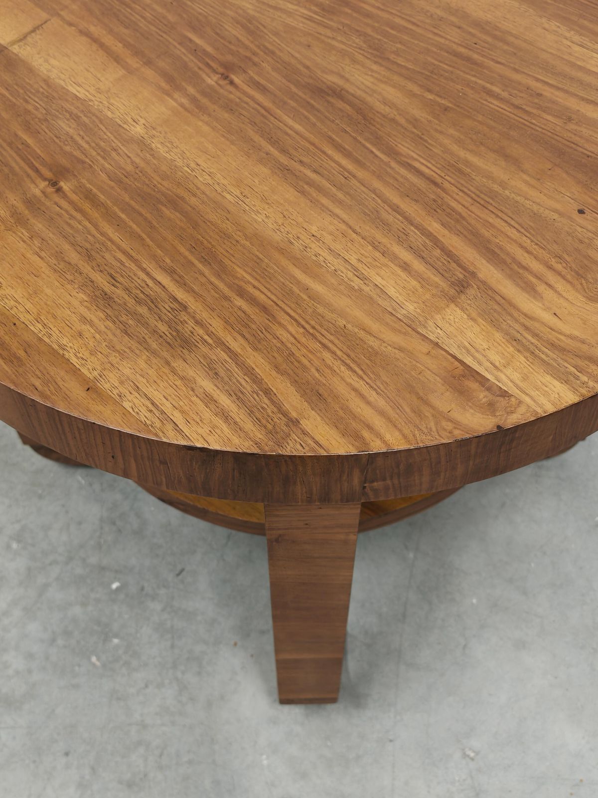 photo vinterior Art Deco 2 Tier Occasional Table In Walnut, France 1930s