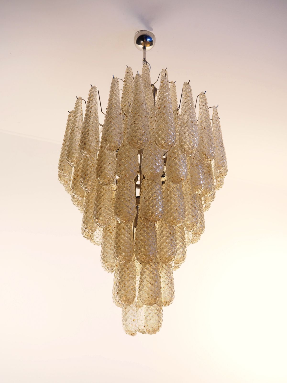 Huge Italian Vintage Murano Glass Chandelier   85 Glass Amber Petals Drop photo vintage