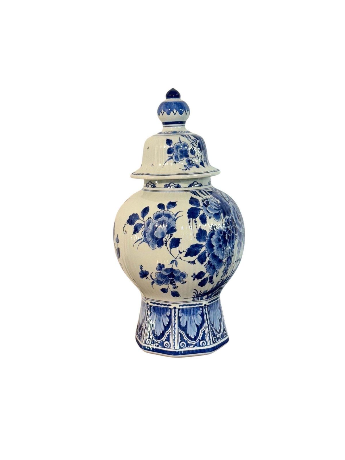 photo furniture Large Blue And White Delft Lidded Vase With Birds And Flowers