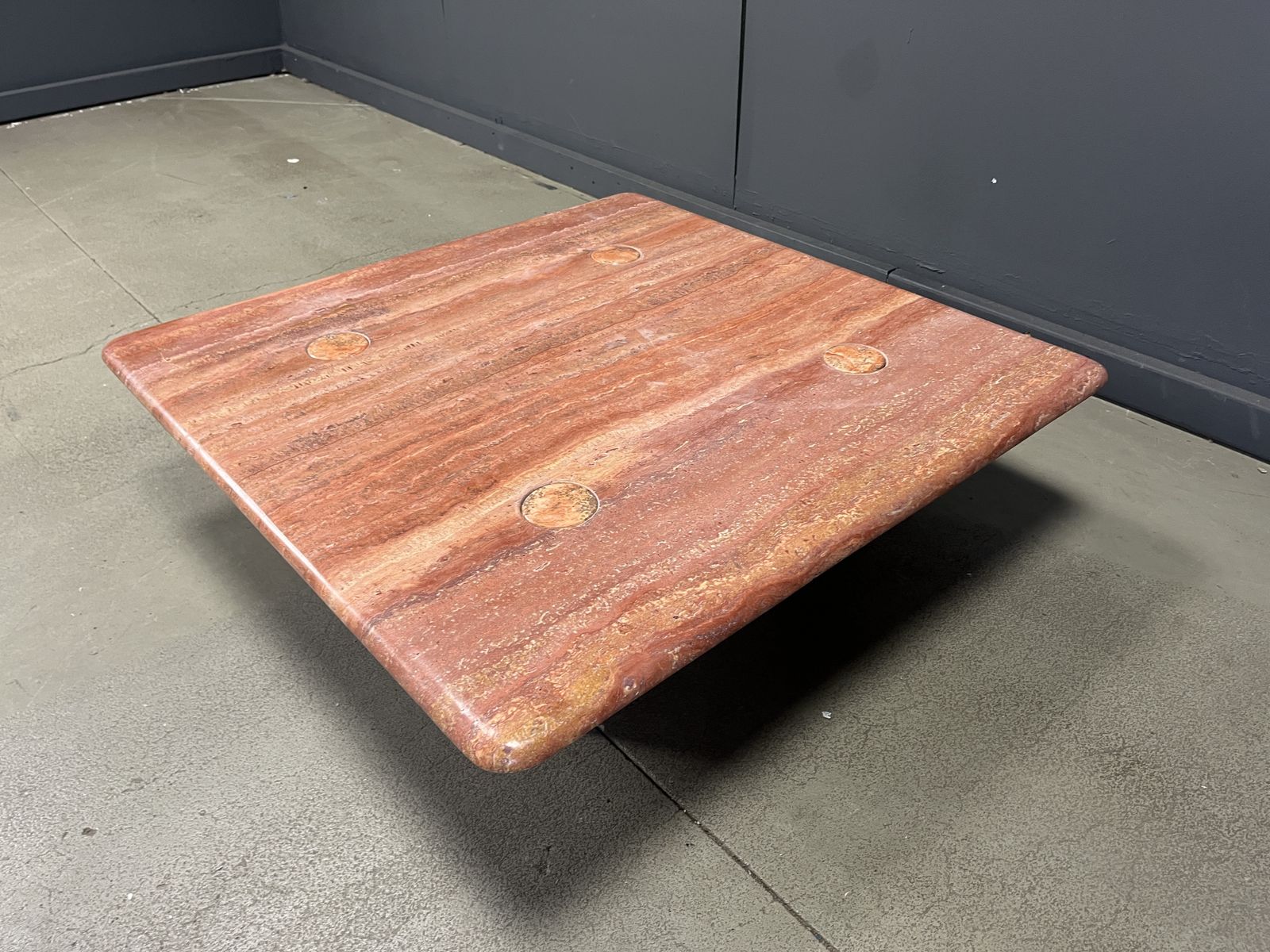 Angelo Mangiarotti Red Travertine Coffee Table For Up&Up, Italy photo 4000.0