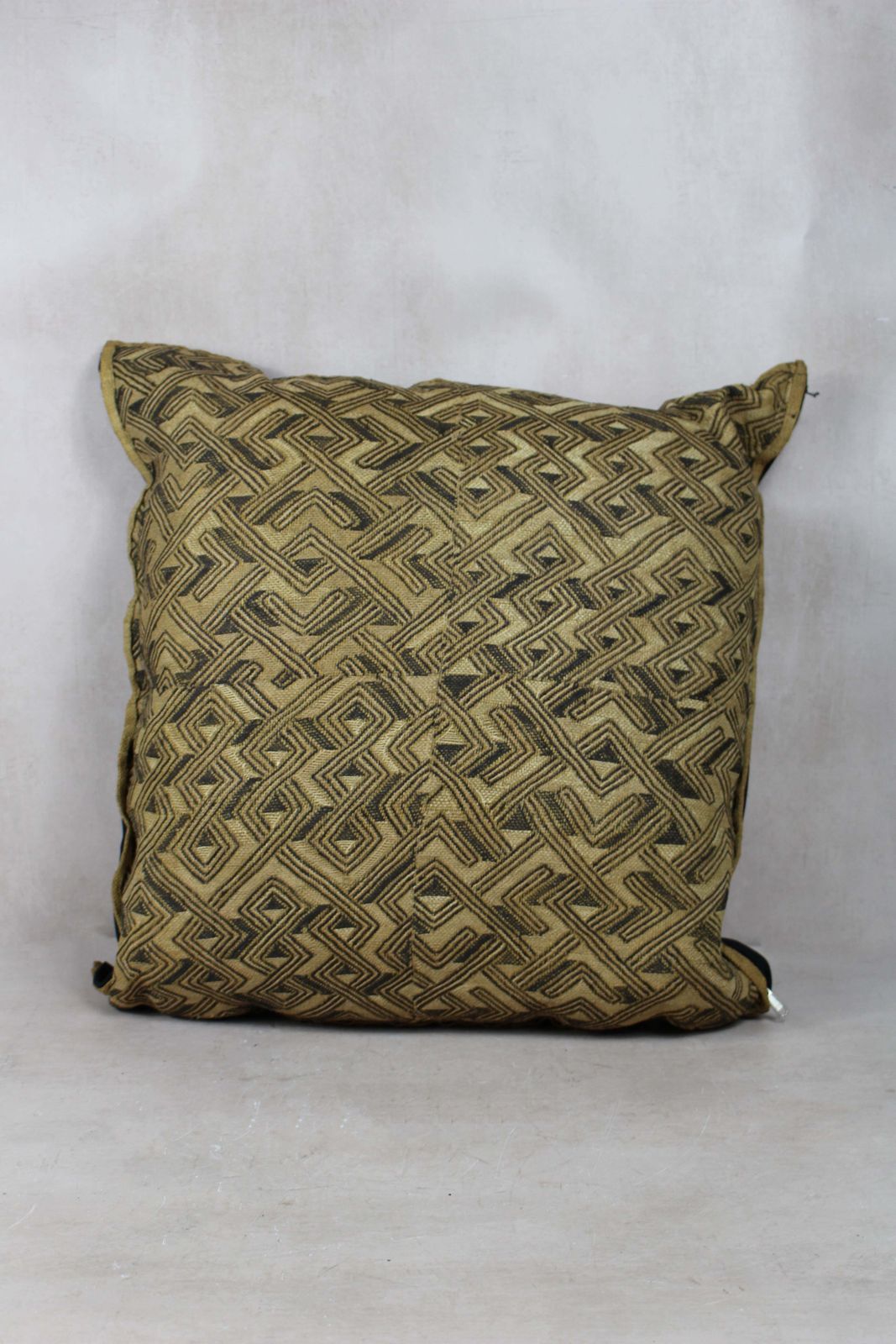 Vintage Showa Cloth Cushion   25.10