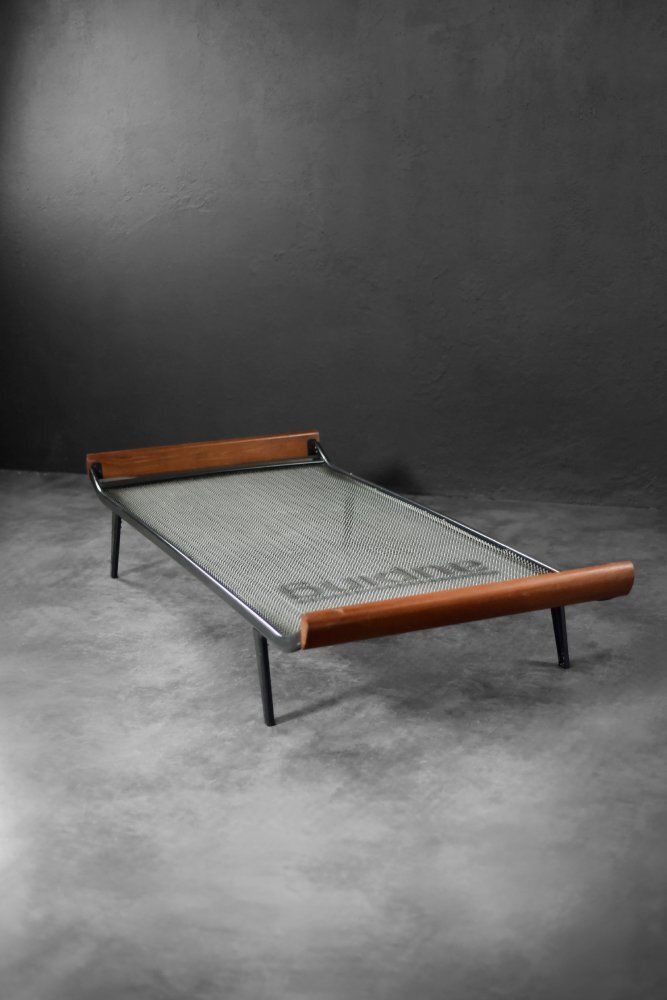 photo vinterior Mid Century Modern Dutch Cleopatra Daybed By Dick Cordemeyer For Auping, 1953